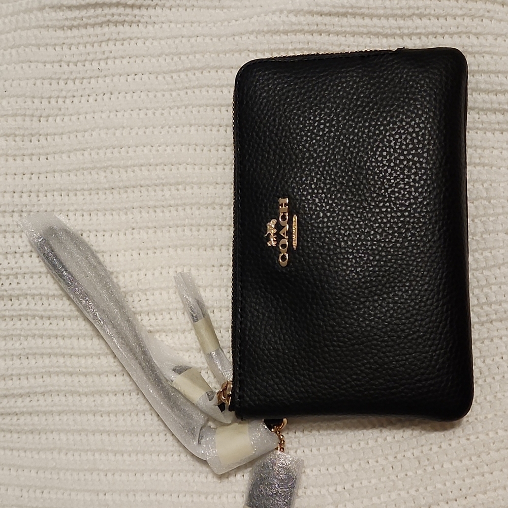 NWT Coach Wristlet
